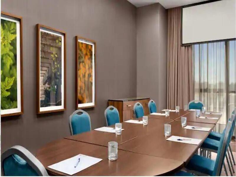 Hilton Garden Inn Chandler Downtown Zewnętrze zdjęcie