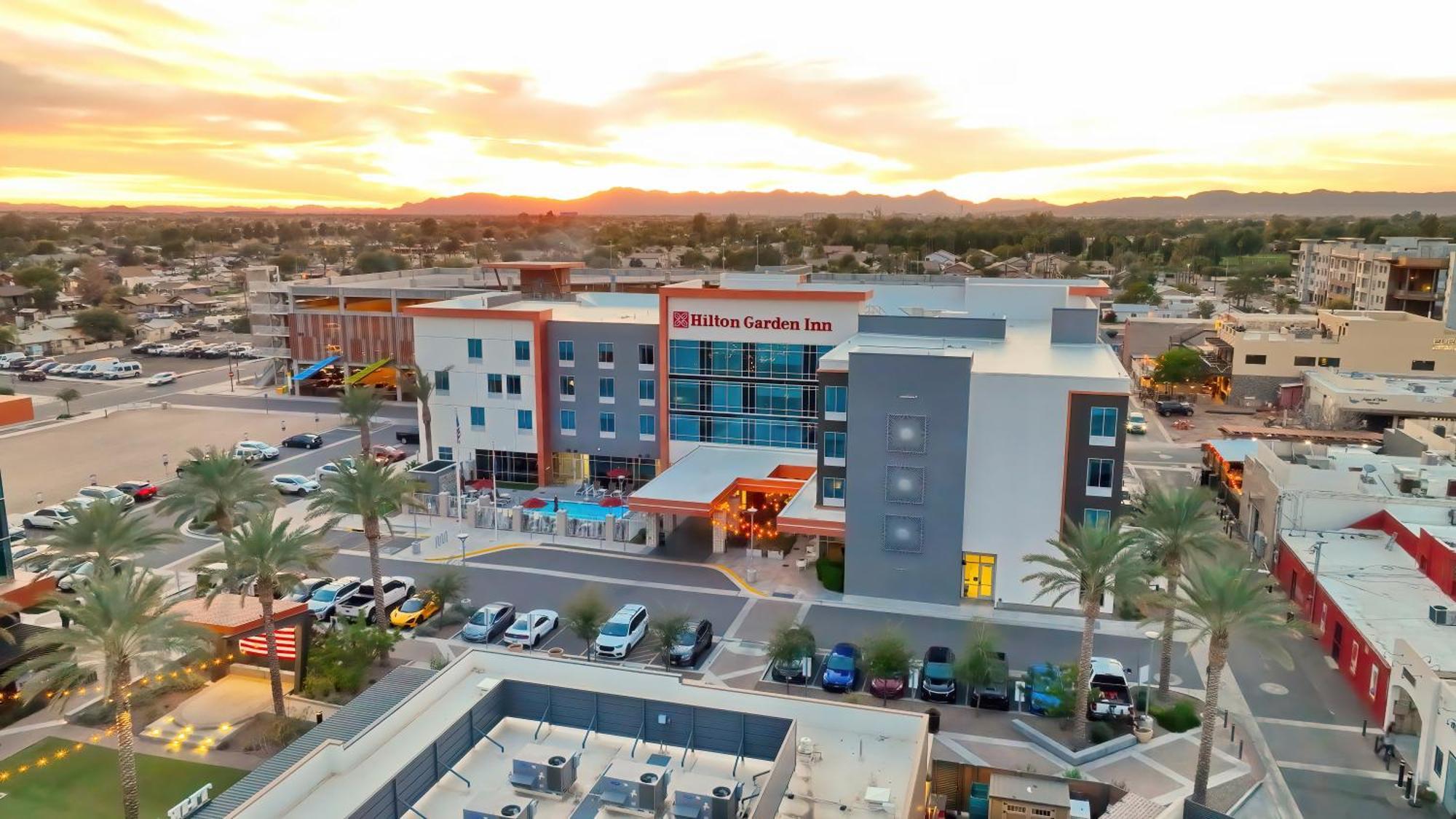 Hilton Garden Inn Chandler Downtown Zewnętrze zdjęcie