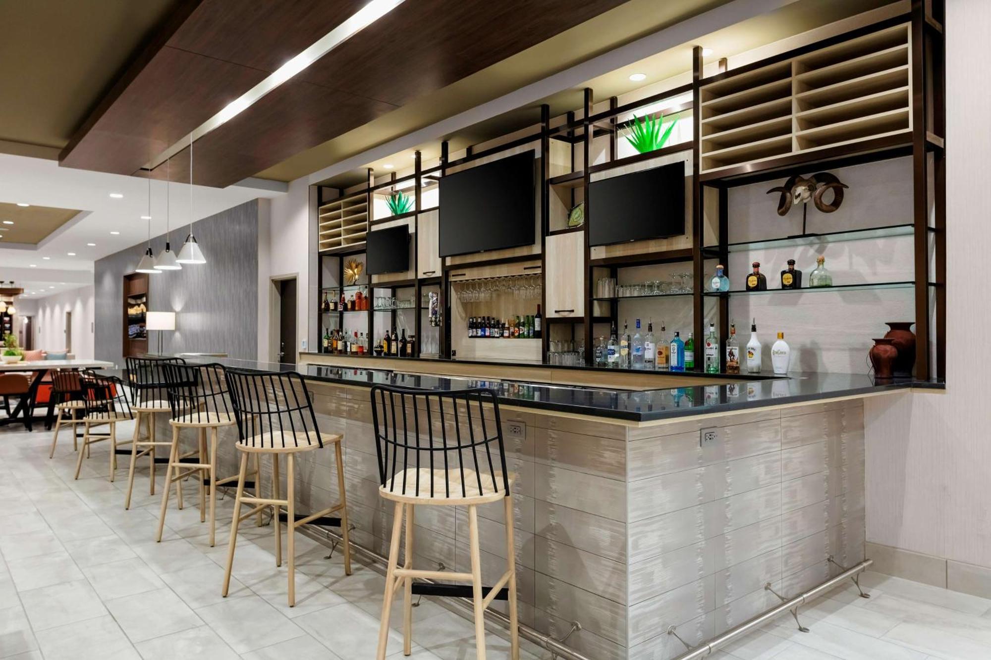 Hilton Garden Inn Chandler Downtown Zewnętrze zdjęcie