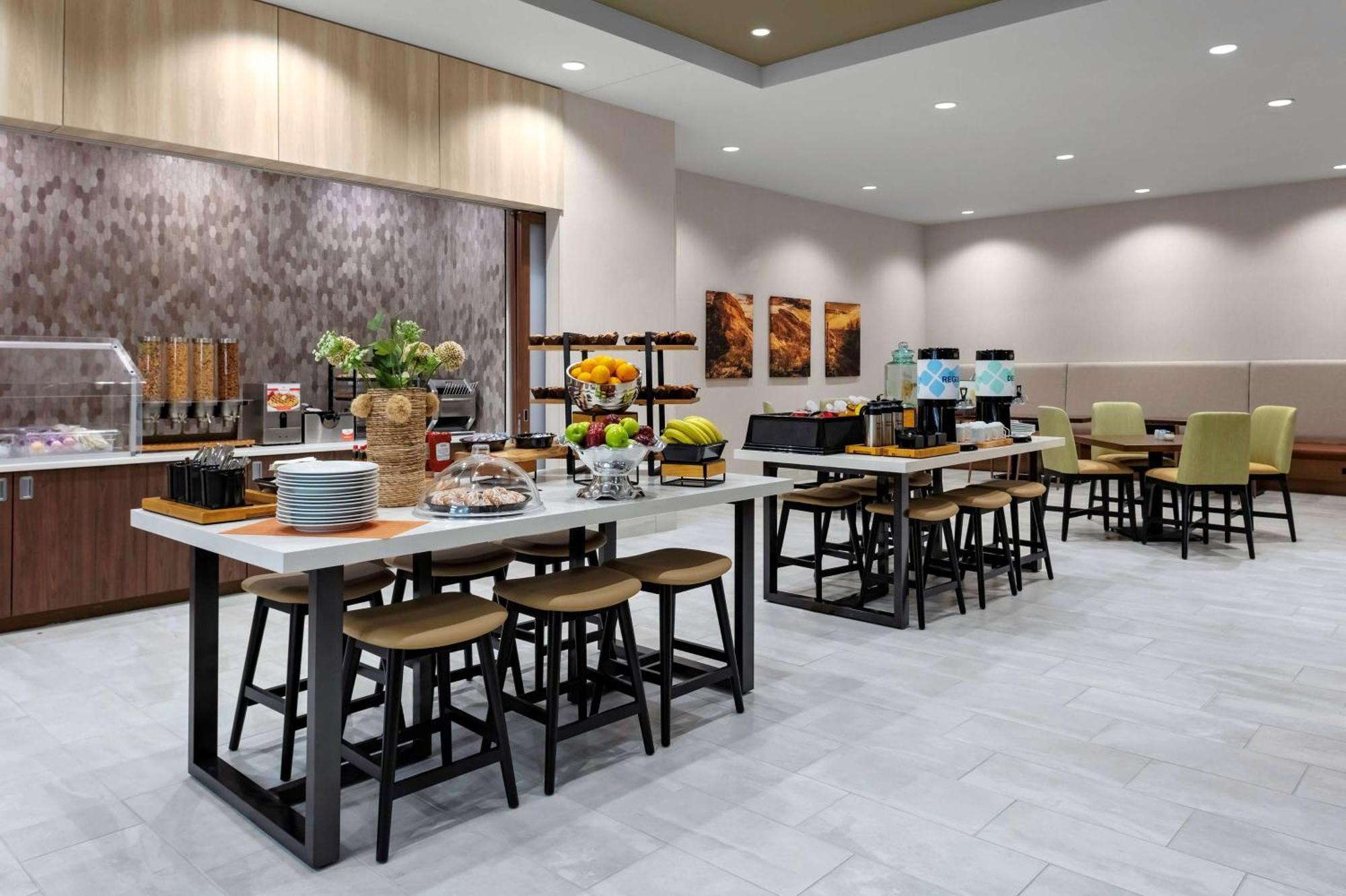 Hilton Garden Inn Chandler Downtown Zewnętrze zdjęcie